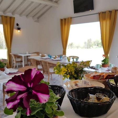 Hotel Valle Del Oja Касаларейна Екстериор снимка