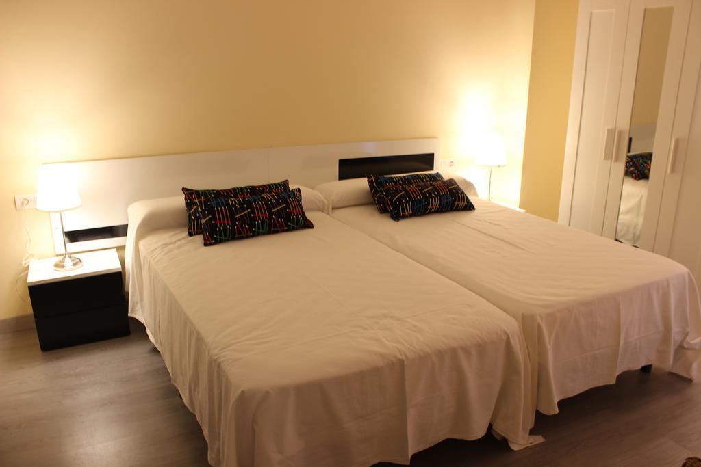 Hotel Valle Del Oja Касаларейна Екстериор снимка