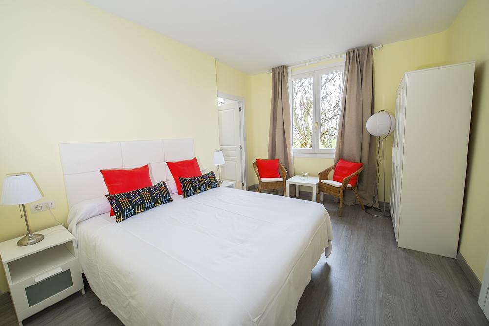 Hotel Valle Del Oja Касаларейна Екстериор снимка
